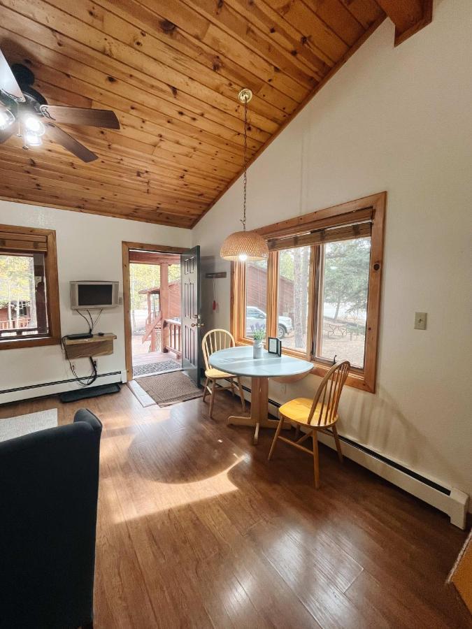 Cozy Cabin Suite Bed And Breakfast Woodland Park Exterior foto
